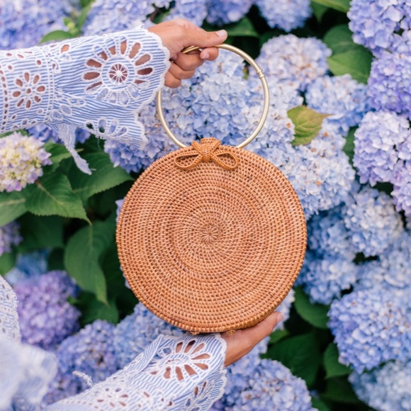 Round Rattan Clutch - Picture 2 of 6